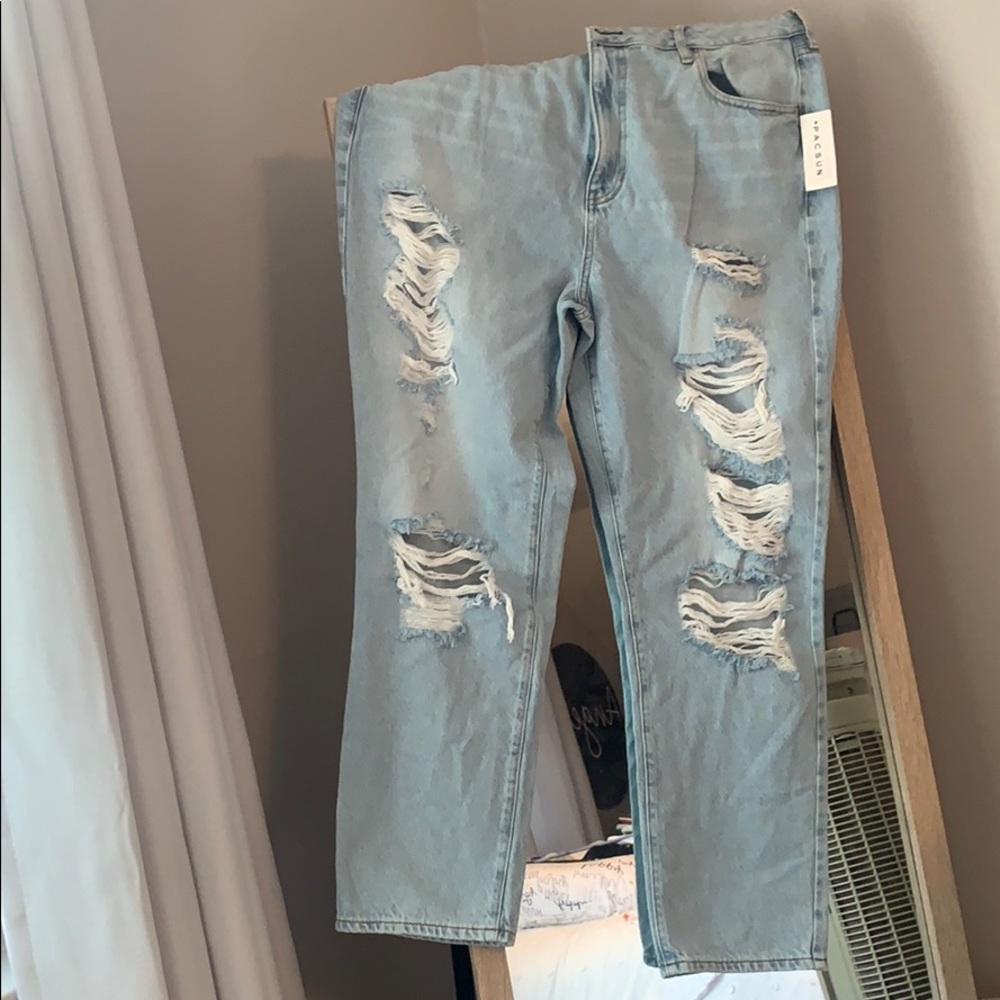 light wash, ripped, mom jeans